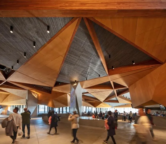 BIM建筑|抽象解构的“长脊”：澳大利亚企鹅归巢游客中心