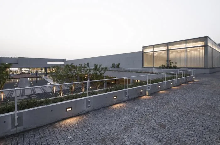 BIM建筑|沧州明珠国际服饰生态新城会客中心 / 上海严旸建筑设计工作室