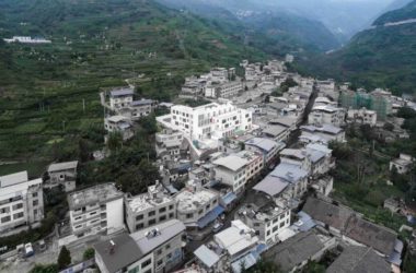 BIM建筑|地形关系的表达：乌斯河镇中心幼儿园 / 东意建筑-BIM建筑网