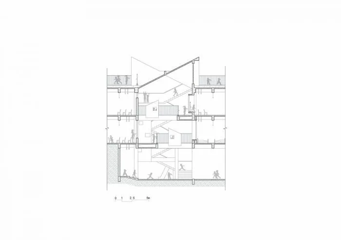 BIM建筑|地形关系的表达：乌斯河镇中心幼儿园 / 东意建筑