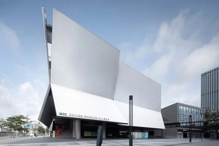 BIM建筑|冲破方盒子，释放创造力——深圳iADC设计博物馆 / 严迅奇建筑师事务所