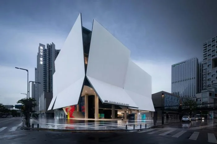 BIM建筑|冲破方盒子，释放创造力——深圳iADC设计博物馆 / 严迅奇建筑师事务所