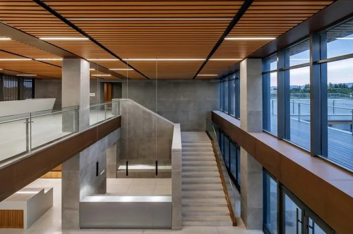 BIM建筑|大地之痕：七色山矿坑花园游客中心 / UUA建筑师事务所