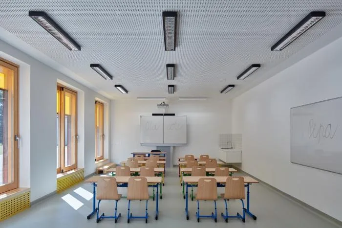 BIM建筑|童话书中的儿童城堡：Vřesovice小学扩建