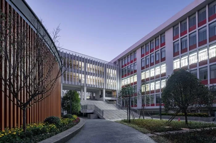 BIM建筑|立体“院落”空间：云南师范大学实验中学 / 清华大学建筑设计院 + 清华大学建筑学院