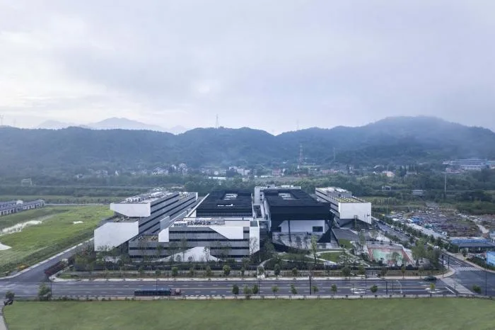 BIM建筑|杭州老鹰画室 / 未觉建筑