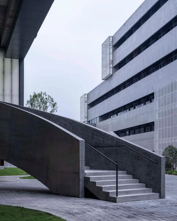 BIM建筑|杭州老鹰画室 / 未觉建筑