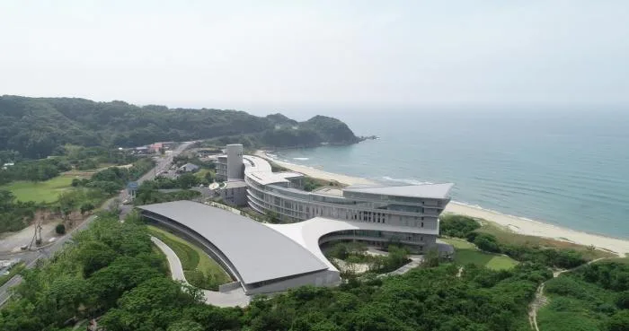 BIM建筑|流动身形，与海浪共舞：大金工业总部 / 竹中工务店