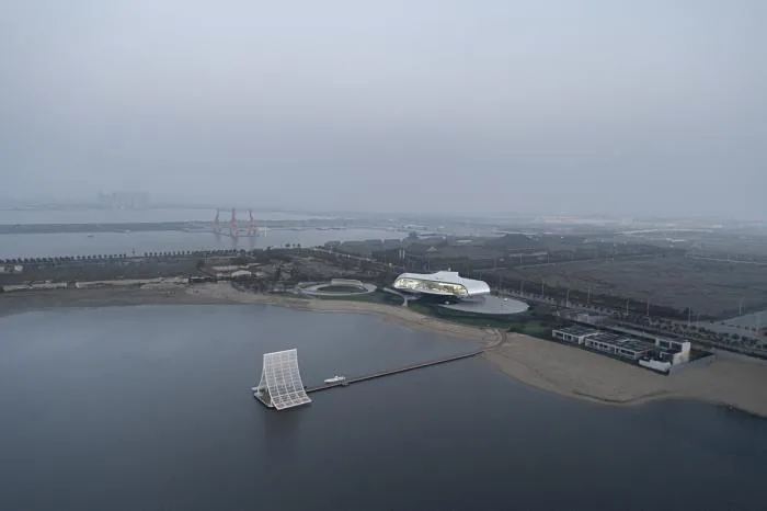 BIM建筑|场域空间与艺术镜像：世茂 · 浪花艺术馆 / 北京日清建筑设计