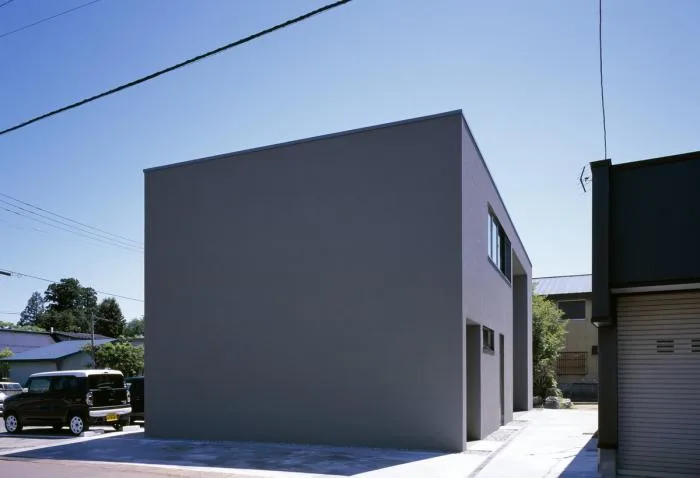 BIM建筑|垂墙半遮，通透借景：日本山形县住宅“SCAPE”