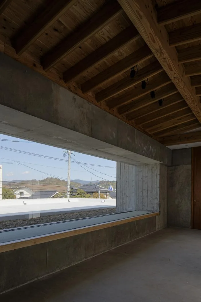 BIM建筑|厚重与透明：大原参道半架空品牌店 / 下川徹建筑事务所