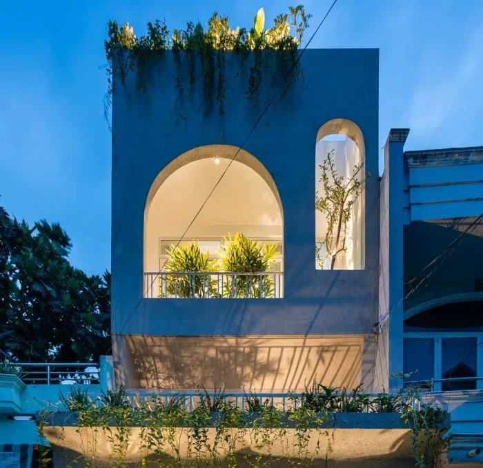 BIM建筑|绿植点缀垂直天井，活力与静谧美感的平衡：越南V别墅