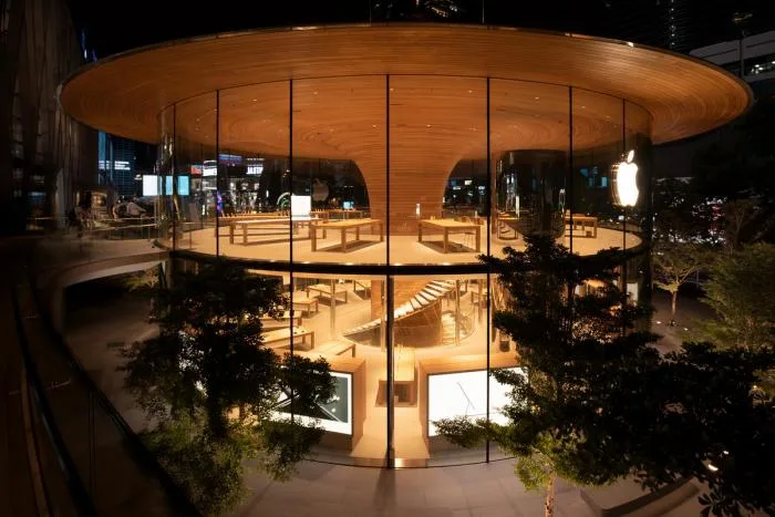 BIM建筑|曼谷苹果旗舰店 / 诺曼·福斯特建筑事务所