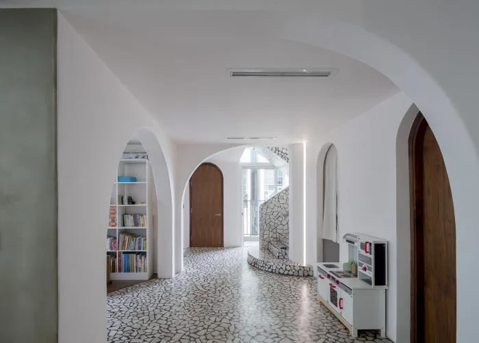 BIM建筑|胡志明市水磨石公寓“Mài”，以弧形几何形状定义空间 / Whale Design Lab