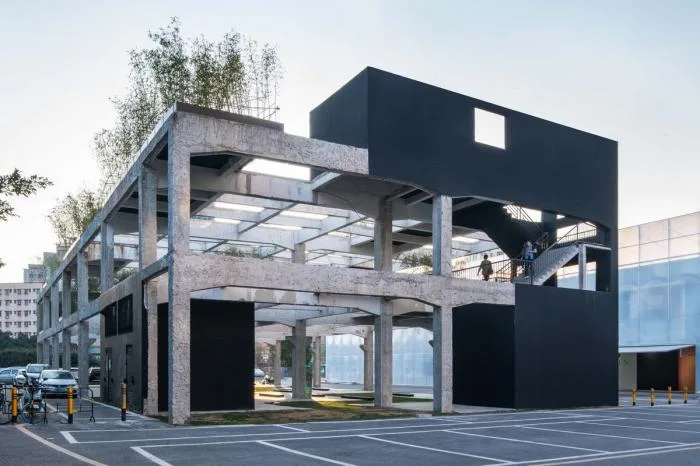 BIM建筑|桥头废墟花园 / 趣城工作室