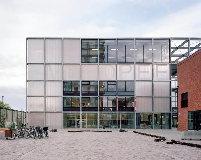 BIM建筑|比利时框架学校：一座活力社区公园 / Xaveer De Geyter Architects