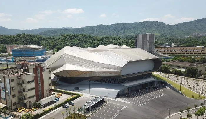 BIM建筑|灵感源于流动的晶体几何形状——台北音乐中心 / RUR Architecture DPC