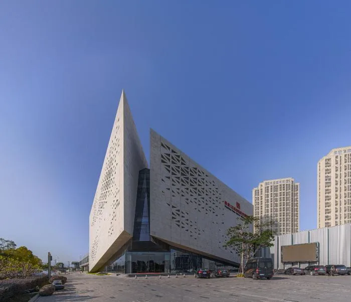 BIM建筑|福建省英良石材自然历史博物馆 / 时境建筑
