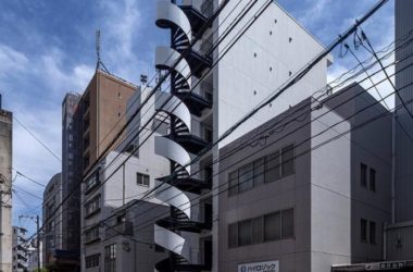 BIM建筑|广岛“螺旋”酒店，挑战35㎡场地的狭长极限 / CAPD-BIM建筑网