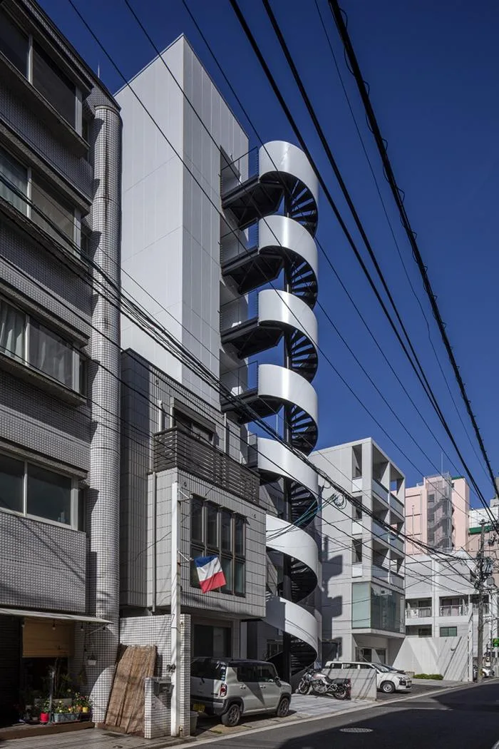 BIM建筑|广岛“螺旋”酒店，挑战35㎡场地的狭长极限 / CAPD
