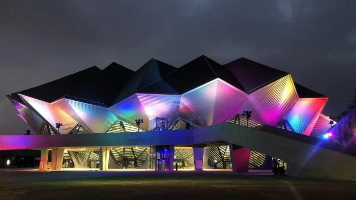 BIM建筑|灵感源于流动的晶体几何形状——台北音乐中心 / RUR Architecture DPC
