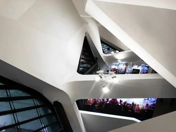 BIM建筑|灵感源于流动的晶体几何形状——台北音乐中心 / RUR Architecture DPC