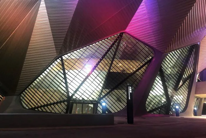 BIM建筑|灵感源于流动的晶体几何形状——台北音乐中心 / RUR Architecture DPC