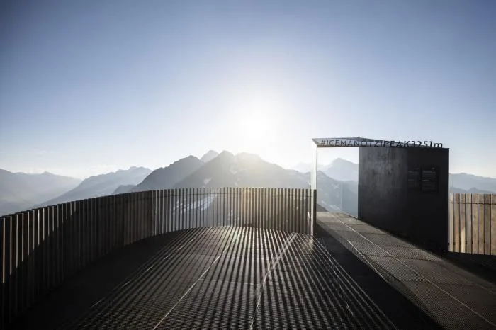 BIM建筑|奥茨山巅观景台 / noa*