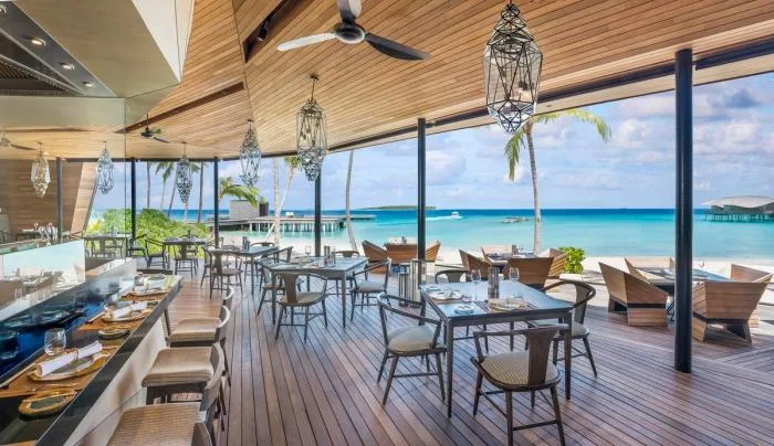BIM建筑|凝望碧蓝大海的岛屿村落：马尔代夫沃木里瑞吉度假酒店