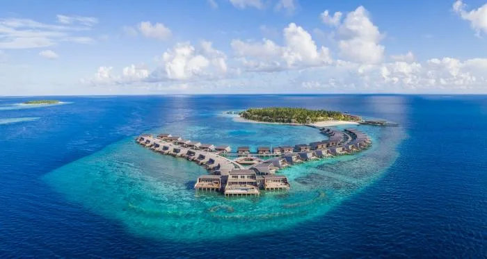 BIM建筑|凝望碧蓝大海的岛屿村落：马尔代夫沃木里瑞吉度假酒店