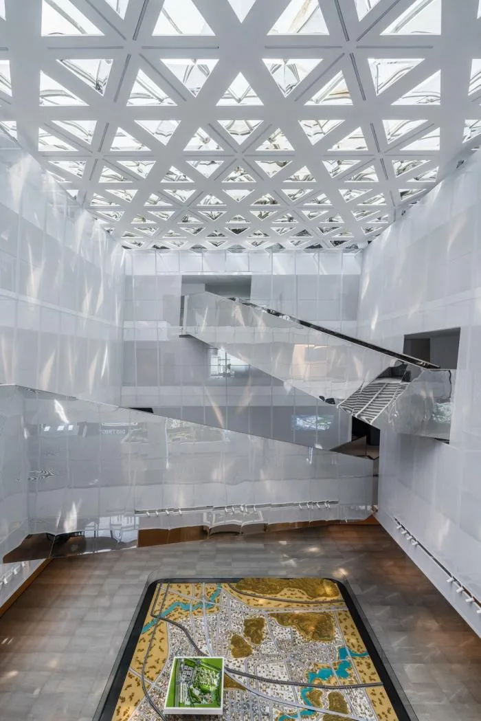 BIM建筑|荒野上的汉白玉——水发·信息小镇产业展示中心 / aoe|事建组