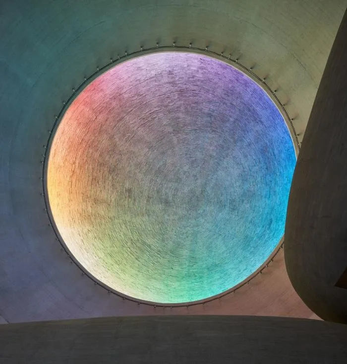 BIM建筑|上帝的触摸，捷克彩虹教堂“Beatified Restituta” / Atelier Stepan