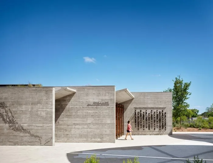 BIM建筑|混凝土“花瓣”展亭——汇流公园 / Lake|Flato Architects
