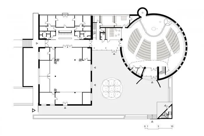 BIM建筑|上帝的触摸，捷克彩虹教堂“Beatified Restituta” / Atelier Stepan