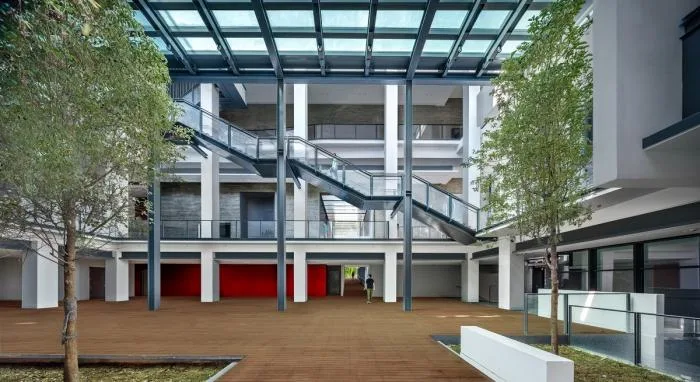 BIM建筑|错位咬合，营造光影院落——车公庙体育馆 / 建筑署