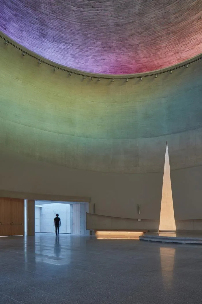 BIM建筑|上帝的触摸，捷克彩虹教堂“Beatified Restituta” / Atelier Stepan