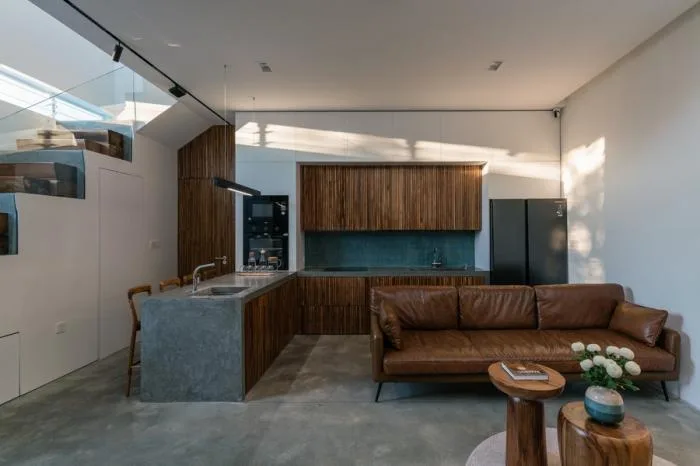 BIM建筑|与自然共居，越南百叶窗住宅 / Limdim House Studio