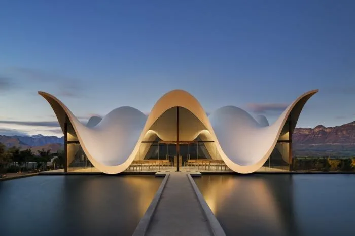 BIM建筑|Bosjes 教堂 / Steyn Studio