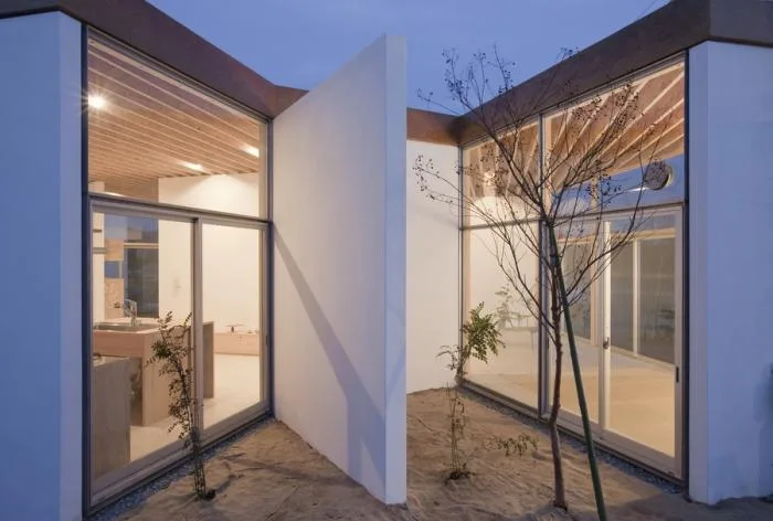 BIM建筑|日本“L”型墙住宅 / 宮晶子建筑工作室