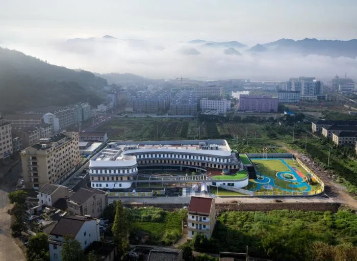 BIM建筑|三门健跳大孚双语幼儿园，台州 / 上海思序建筑规划设计