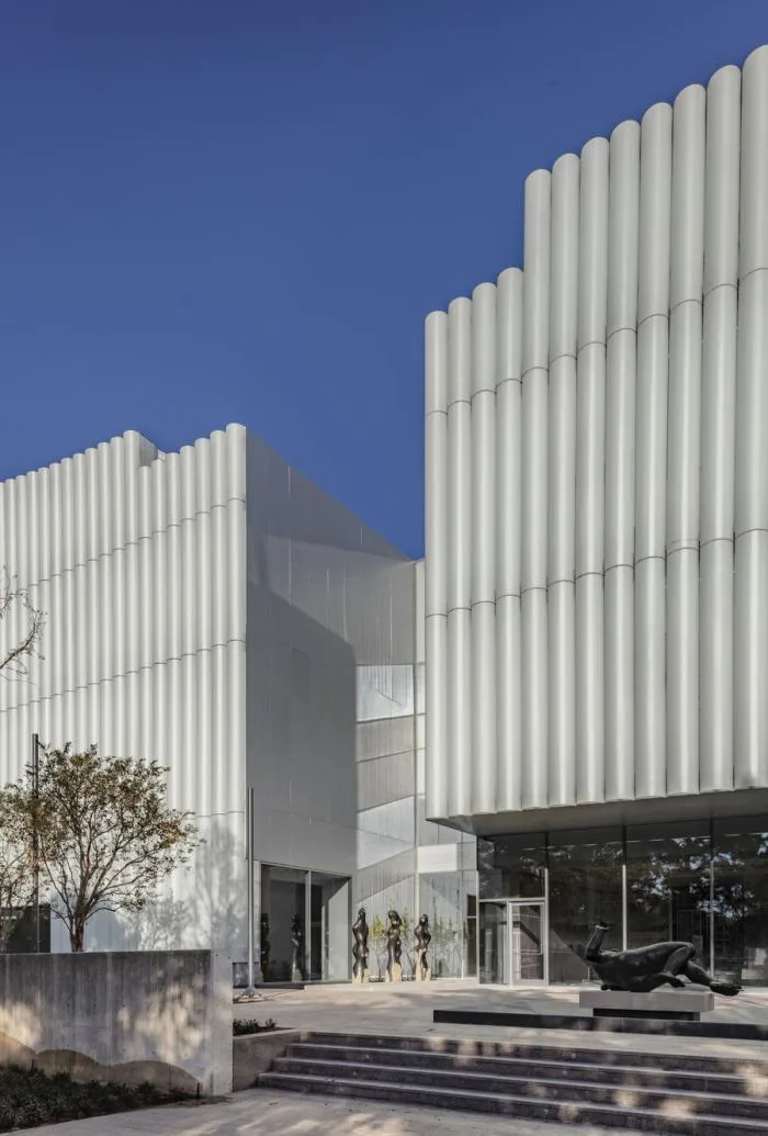 BIM建筑|休斯顿艺术博物馆新翼 / 斯蒂文·霍尔建筑事务所