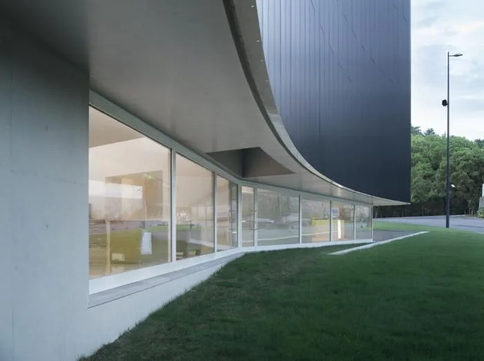 BIM建筑|华茂艺术教育博物馆 / 阿尔瓦罗·西扎 + 卡洛斯·卡斯塔涅拉