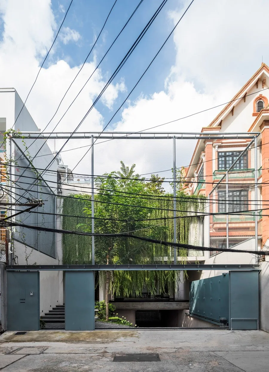 BIM建筑|越南Tan Dinh住宅，简居于“桥上” / MIA Design Studio