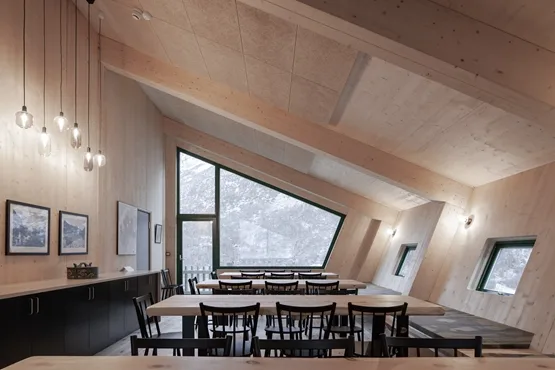 BIM建筑|斯诺赫塔设计挪威冰川五边形小屋