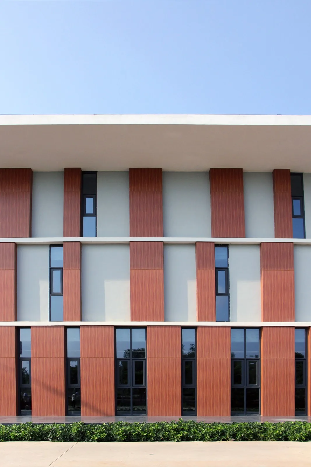 BIM建筑|广西贺州市.平桂档案馆——简洁至上 / 广西中盛建筑设计有限公司