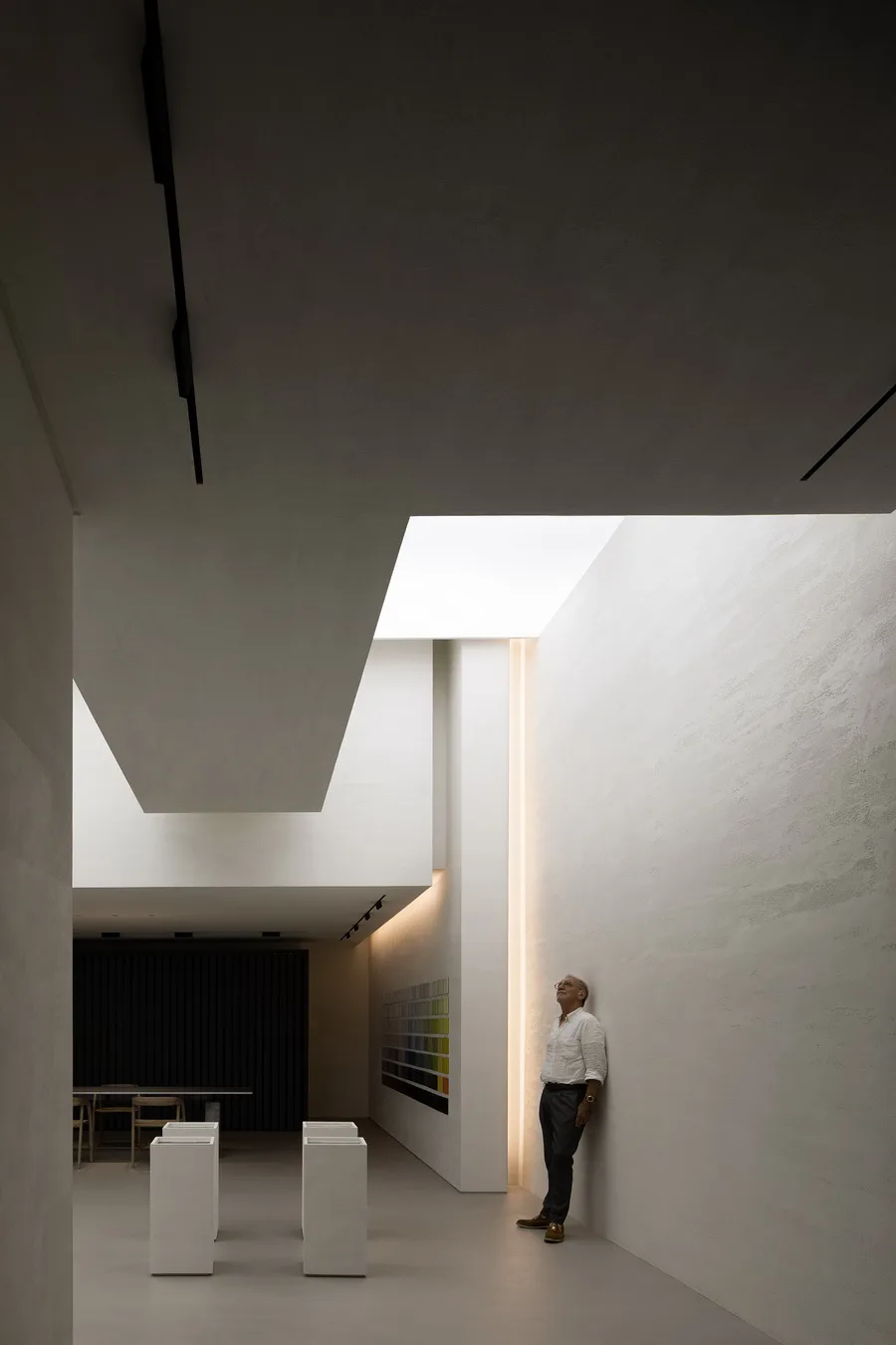 BIM建筑|ANBONG HOME 艺术涂料展厅 / 艾克建筑设计