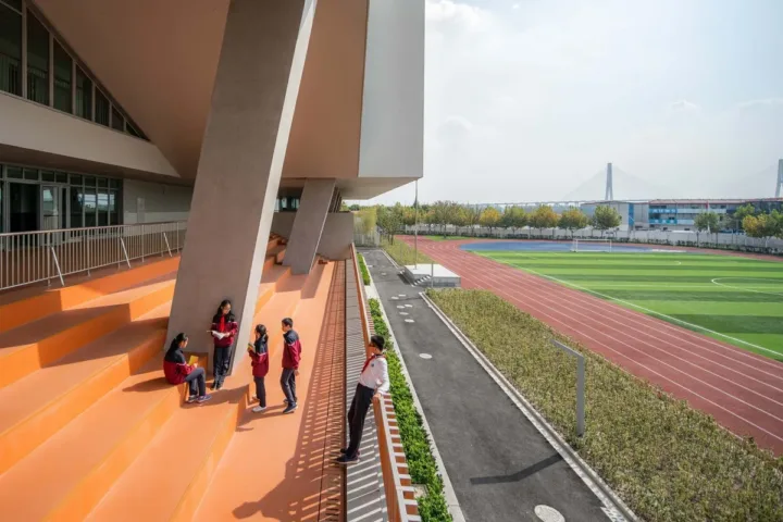 BIM建筑|华东师范大学第二附属中学前滩学校及冰厂田前滩幼儿园 / 致正建筑工作室+大正建筑事务所
