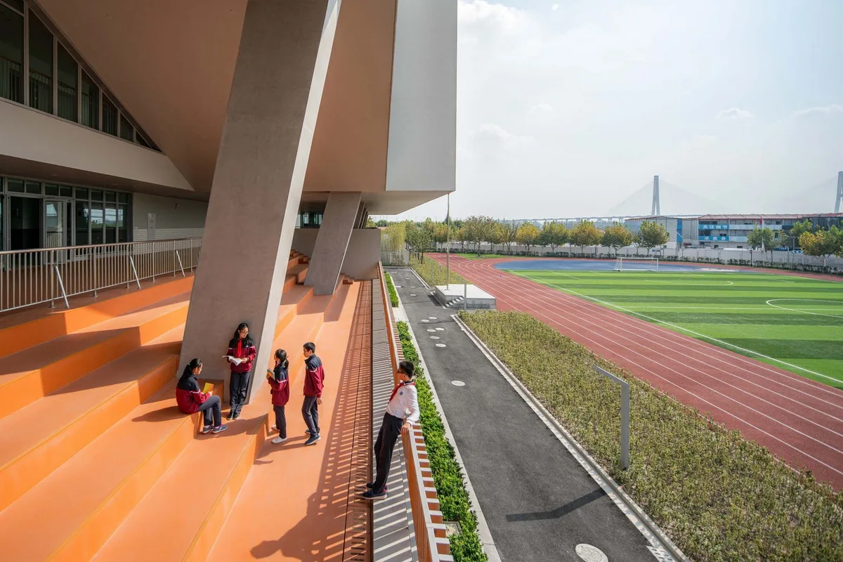 BIM建筑|华东师范大学第二附属中学前滩学校及冰厂田前滩幼儿园 / 致正建筑工作室+大正建筑事务所