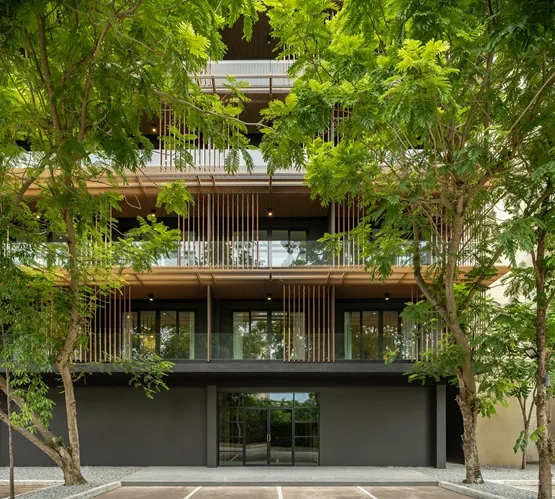 BIM建筑|ACA建筑工作室在泰国多沙达度假村增加水平雨棚
