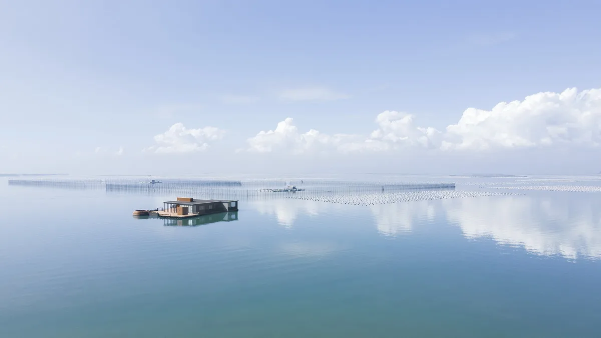 BIM建筑|Hi Sea 漂浮酒店 / 平衡空间设计